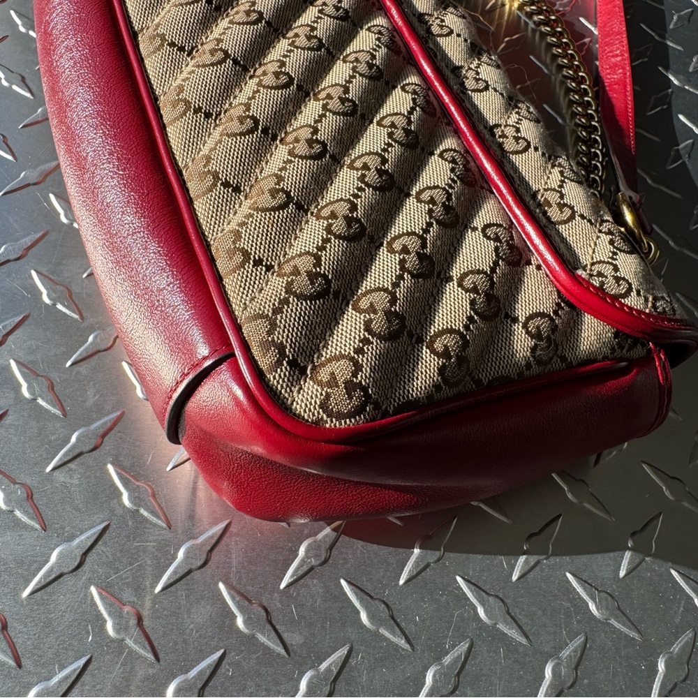 Gucci Azalea Marmont GG Chain Shoulder Bag in Red - Picture 7 of 16